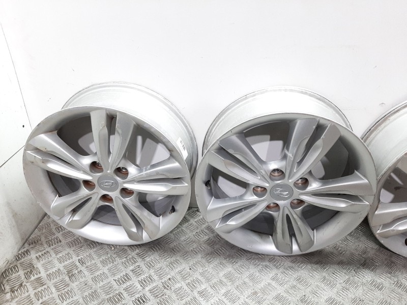 Recambio de llanta para hyundai ix35 classic 2wd referencia OEM IAM 529102S200  