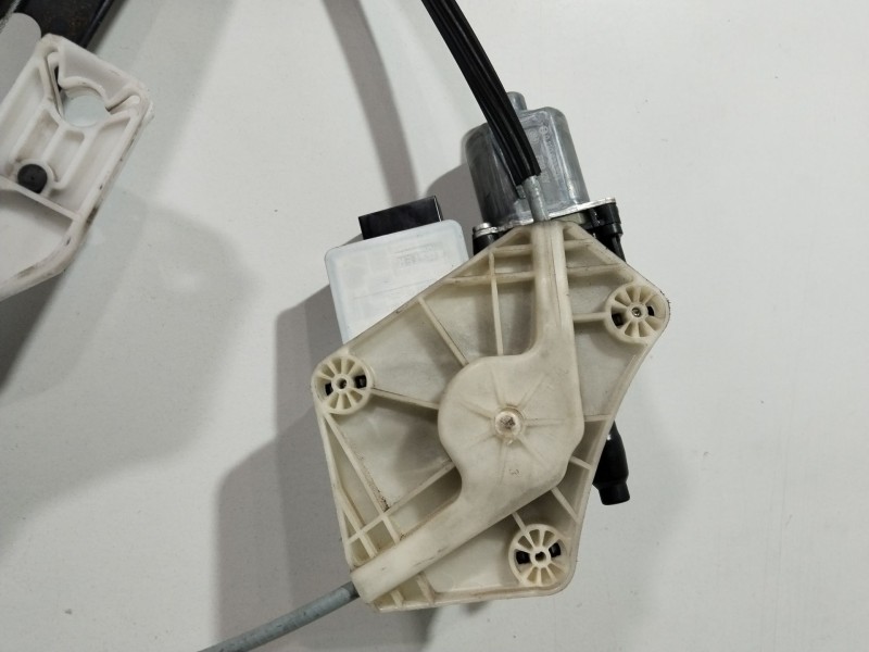 Recambio de elevalunas trasero derecho para seat leon (5f1) style referencia OEM IAM 5Q0959812A  