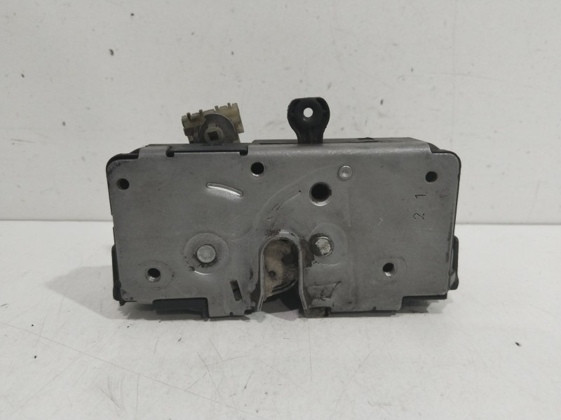 Recambio de cerradura puerta delantera izquierda para opel corsa d opc referencia OEM IAM 13258270  