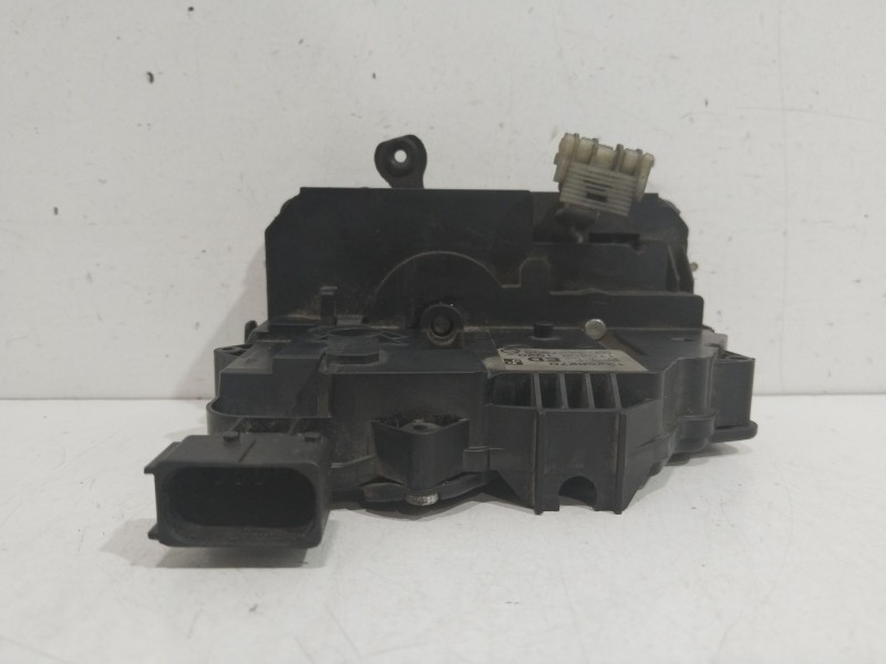 Recambio de cerradura puerta delantera izquierda para opel corsa d opc referencia OEM IAM 13258270  