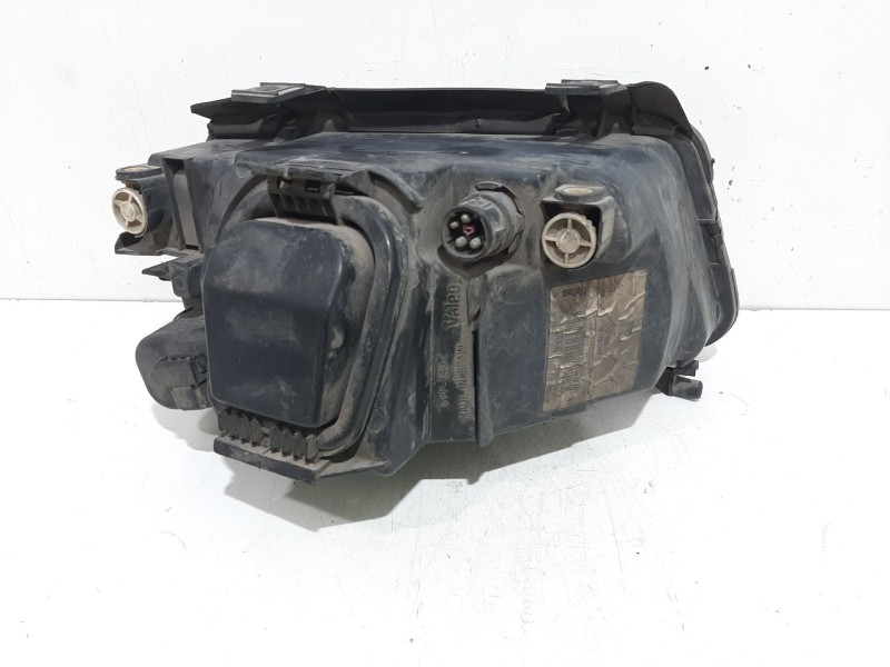 Recambio de faro izquierdo para audi a4 berlina (b5) 1.8 referencia OEM IAM 8D0941029  