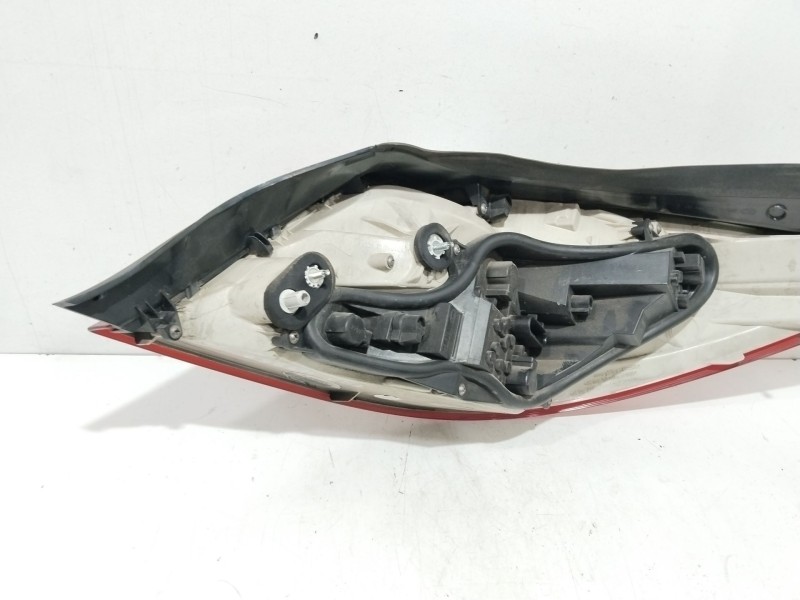 Recambio de piloto trasero izquierdo para opel insignia berlina sportive referencia OEM IAM   