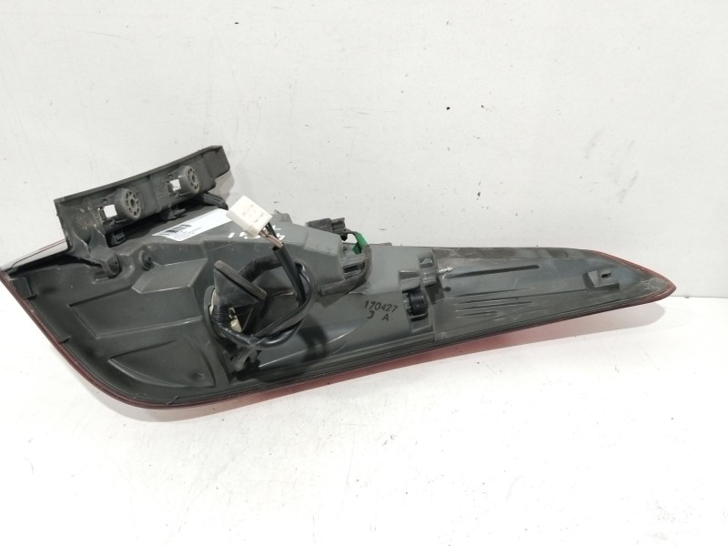 Recambio de piloto trasero izquierdo para hyundai i40 cab bluedrive referencia OEM IAM 924013Z6  