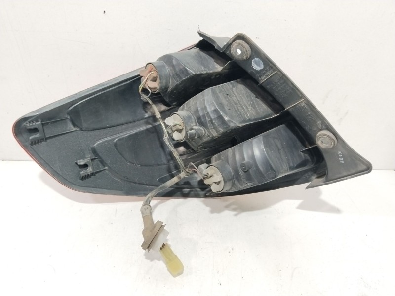 Recambio de piloto trasero derecho para suzuki sx4 rw (ey) gl+ referencia OEM IAM 22016684  