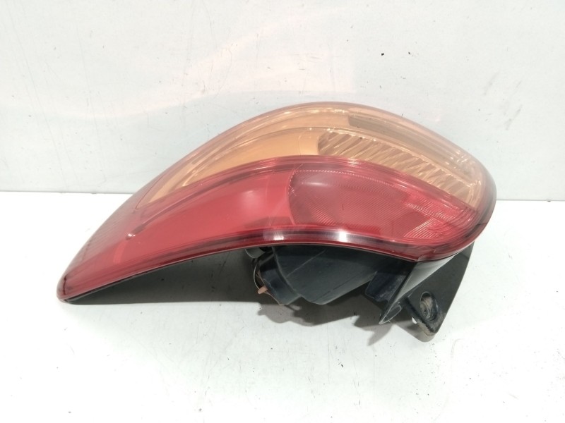 Recambio de piloto trasero derecho para suzuki sx4 rw (ey) gl+ referencia OEM IAM 22016684  