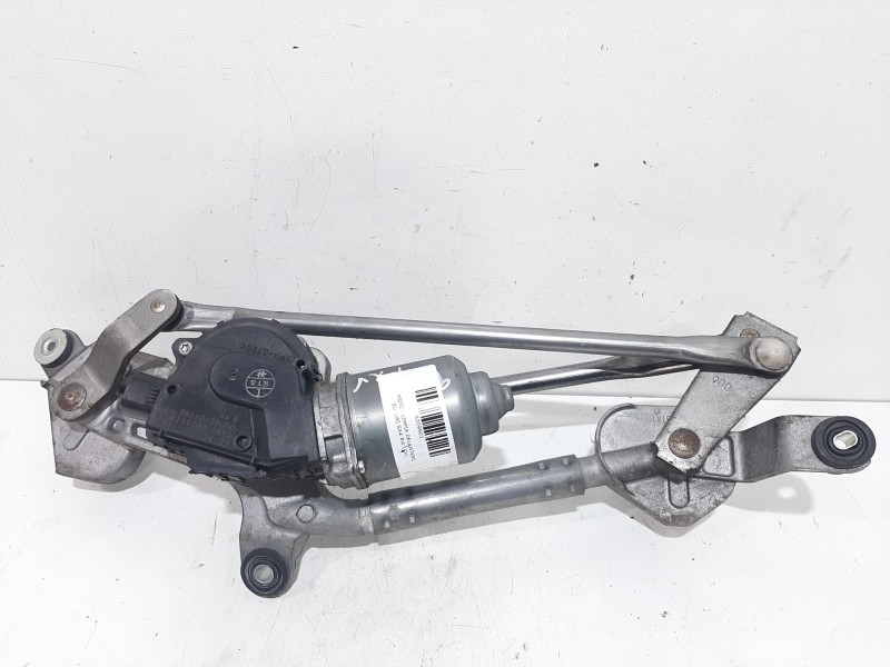 Recambio de motor limpia delantero para suzuki sx4 rw (ey) gl+ referencia OEM IAM 3811079J00  