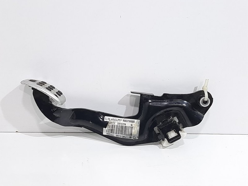 Recambio de pedal freno para peugeot 208 allure referencia OEM IAM 9683756680  