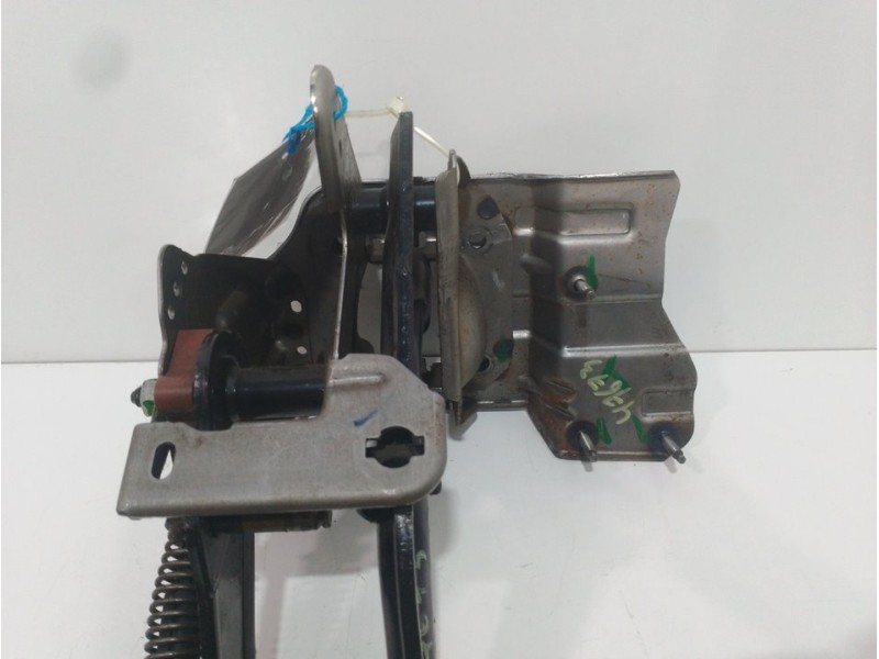 Recambio de pedal embrague para peugeot 207 xs referencia OEM IAM  9680547680 