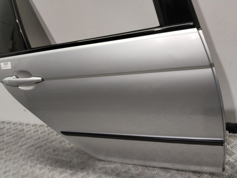 Recambio de puerta trasera derecha para bmw serie 3 berlina (e46) 316i referencia OEM IAM  PLATA 