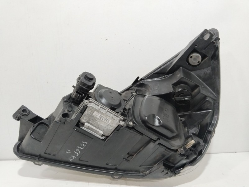 Recambio de faro derecho para renault espace iv (jk0) grand espace dynamique referencia OEM IAM 8200394707  