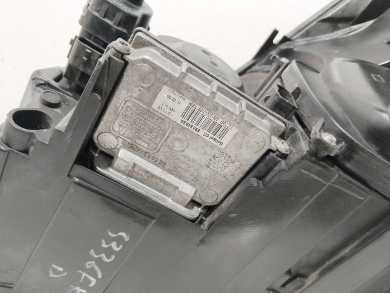 Recambio de faro derecho para renault espace iv (jk0) grand espace dynamique referencia OEM IAM 8200394707  