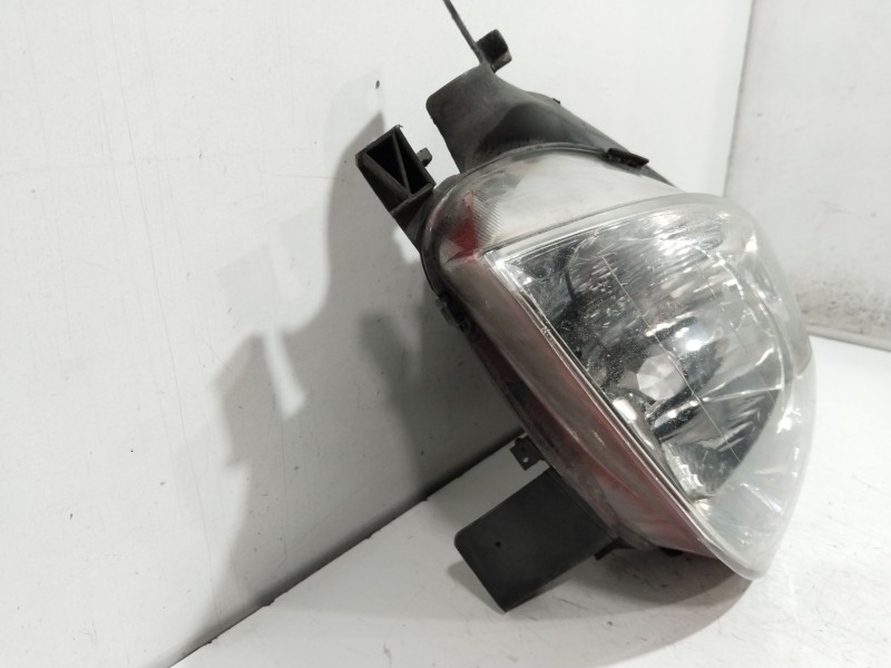 Recambio de faro izquierdo para citroën xsara picasso 1.6 referencia OEM IAM 9649557480  