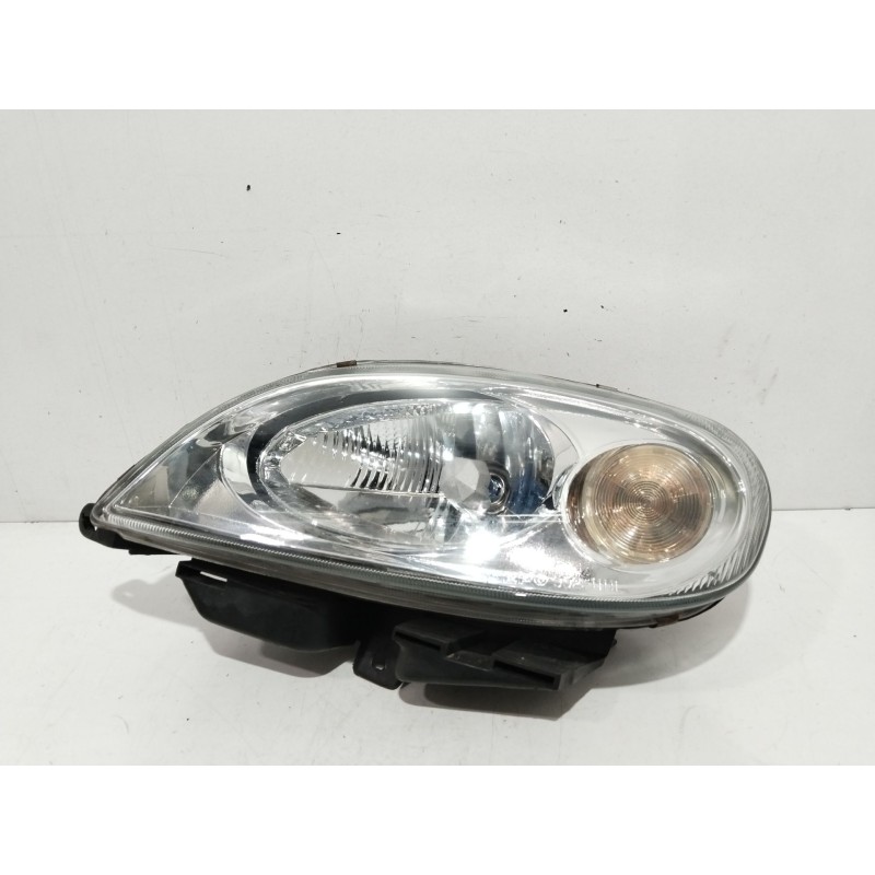 Recambio de faro izquierdo para citroën saxo 1.5 diesel referencia OEM IAM 5521111L  