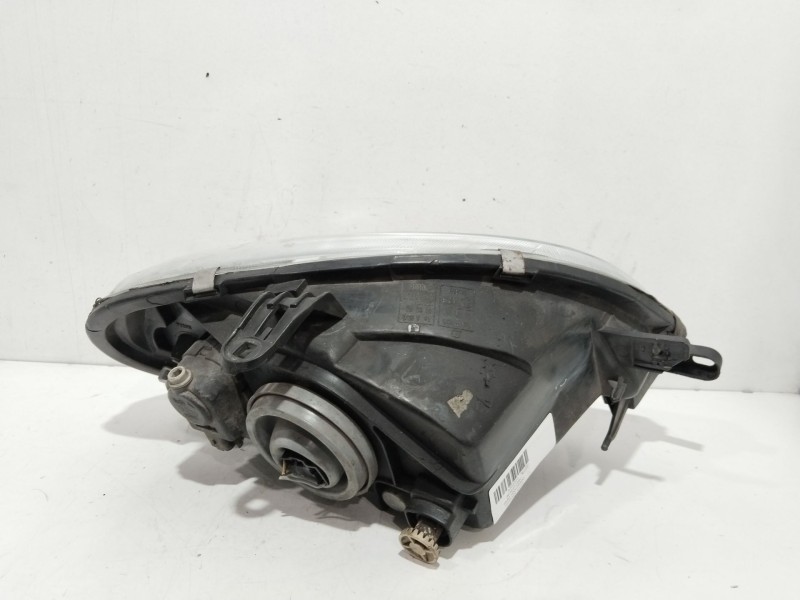 Recambio de faro izquierdo para citroën saxo 1.5 diesel referencia OEM IAM 5521111L  