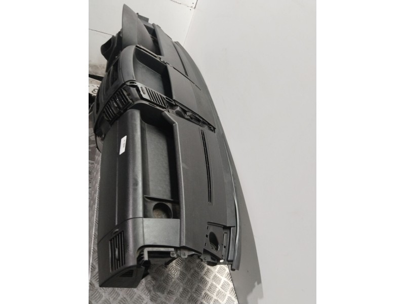 Recambio de salpicadero para mercedes-benz sprinter ii james cook (906) 311 cdi classic referencia OEM IAM    Recambio de salpicadero para mercedes-benz sprinter ii james cook (906) 311 cdi classic referencia OEM IAM