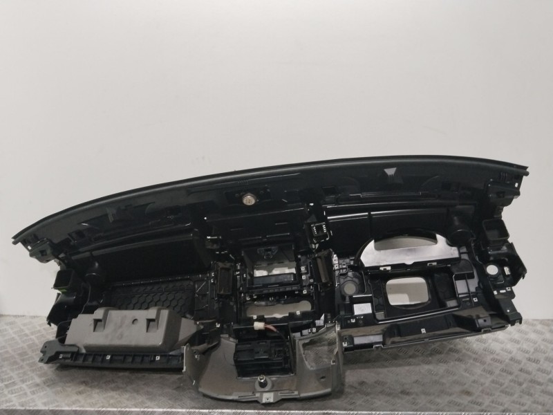 Recambio de salpicadero para mercedes-benz sprinter ii james cook (906) 311 cdi classic referencia OEM IAM    Recambio de salpicadero para mercedes-benz sprinter ii james cook (906) 311 cdi classic referencia OEM IAM