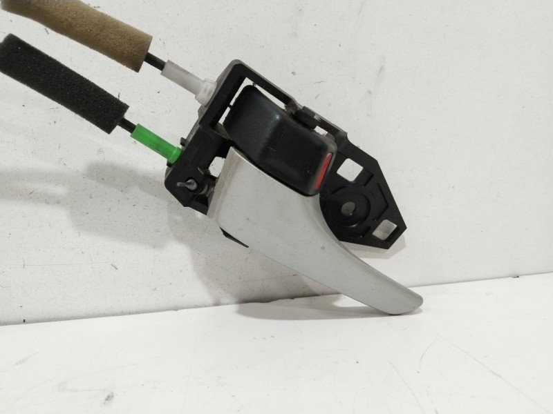 Recambio de cerradura puerta delantera izquierda para toyota prius (_w3_) 1.8 hybrid (zvw3_) referencia OEM IAM 6904052340  