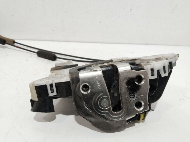 Recambio de cerradura puerta delantera izquierda para toyota prius (_w3_) 1.8 hybrid (zvw3_) referencia OEM IAM 6904052340  