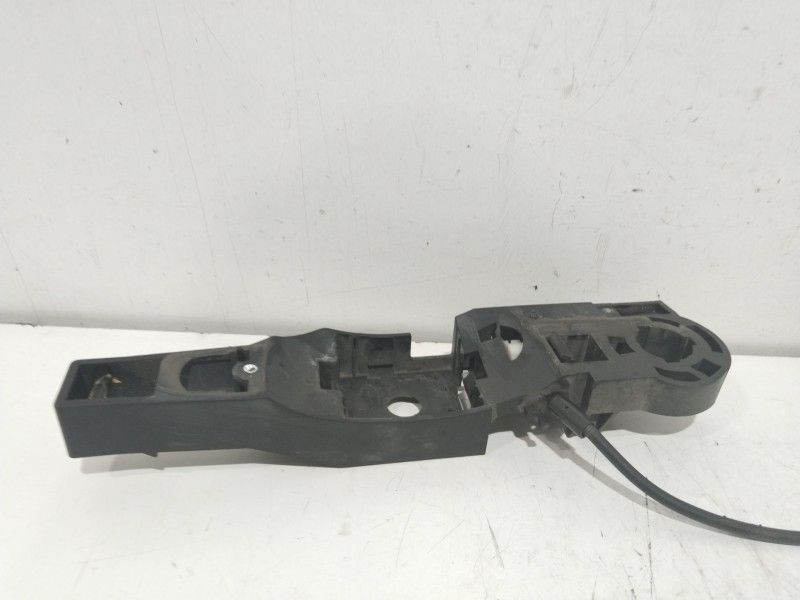 Recambio de cerradura puerta delantera derecha para renault clio iii confort dynamique referencia OEM IAM 300125C  