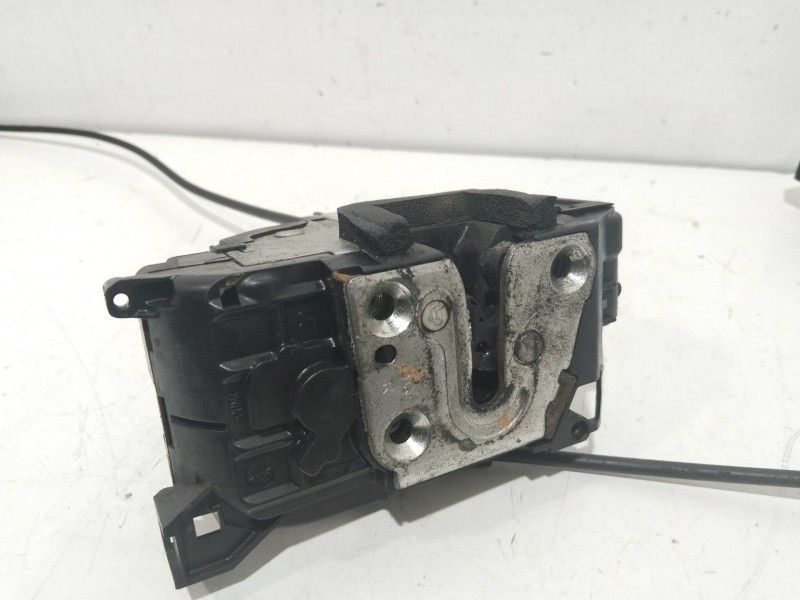 Recambio de cerradura puerta delantera derecha para renault clio iii confort dynamique referencia OEM IAM 300125C  