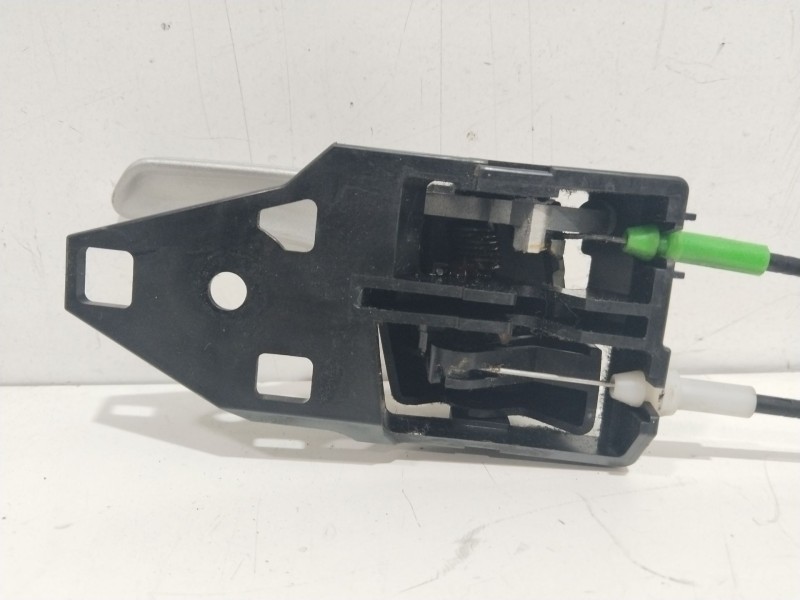 Recambio de cerradura puerta trasera derecha para toyota prius (_w3_) 1.8 hybrid (zvw3_) referencia OEM IAM 6905047070  