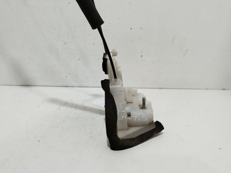 Recambio de cerradura puerta trasera derecha para subaru legacy kombi/outback b14 outback limited referencia OEM IAM 61035AJ020 