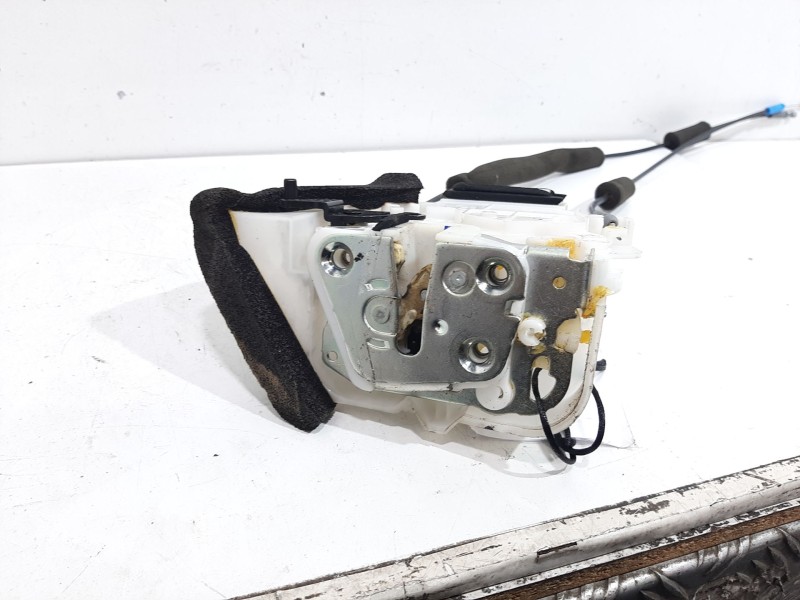 Recambio de cerradura puerta trasera izquierda para subaru legacy kombi/outback b14 outback limited referencia OEM IAM 61035AJ03