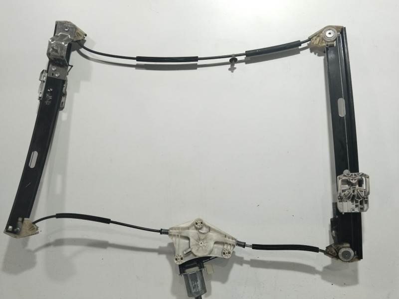 Recambio de elevalunas delantero derecho para seat leon sportstourer (kl8) style referencia OEM IAM 5F4837462D  