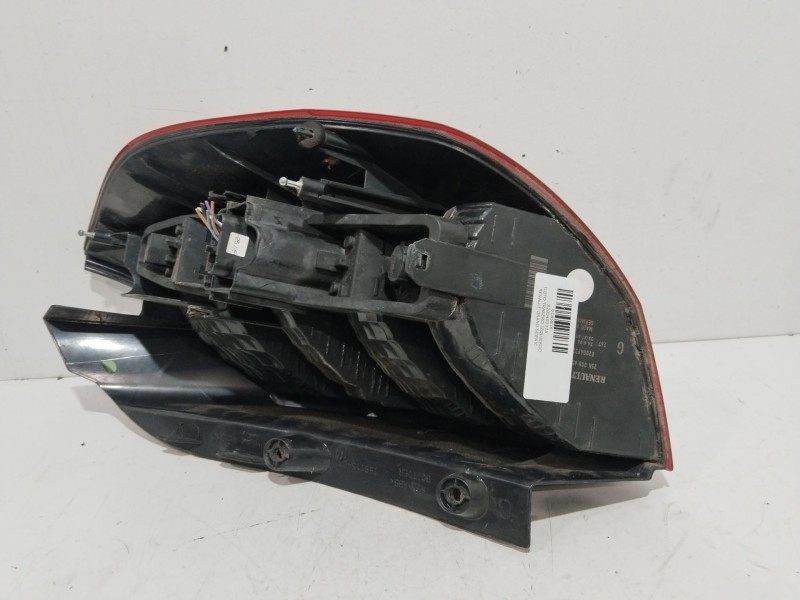 Recambio de piloto trasero izquierdo para renault grand scenic jmj4 referencia OEM IAM 820049337A   Recambio de piloto trasero izquierdo para renault grand scenic jmj4 referencia OEM IAM 820049337A