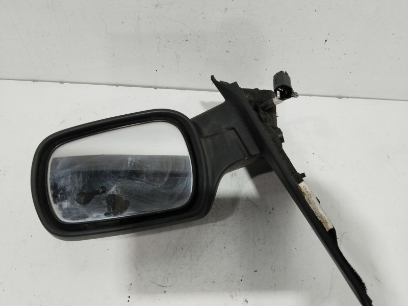 Recambio de retrovisor derecho para ford fusion (cbk) ambiente referencia OEM IAM 1568916  