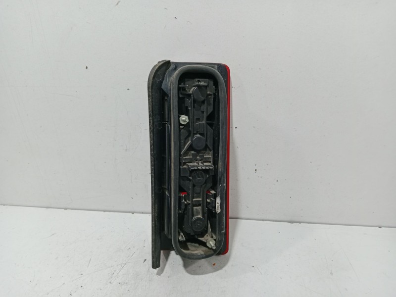 Recambio de piloto trasero izquierdo para opel combo tour 1.7 di 16v referencia OEM IAM 9199760  