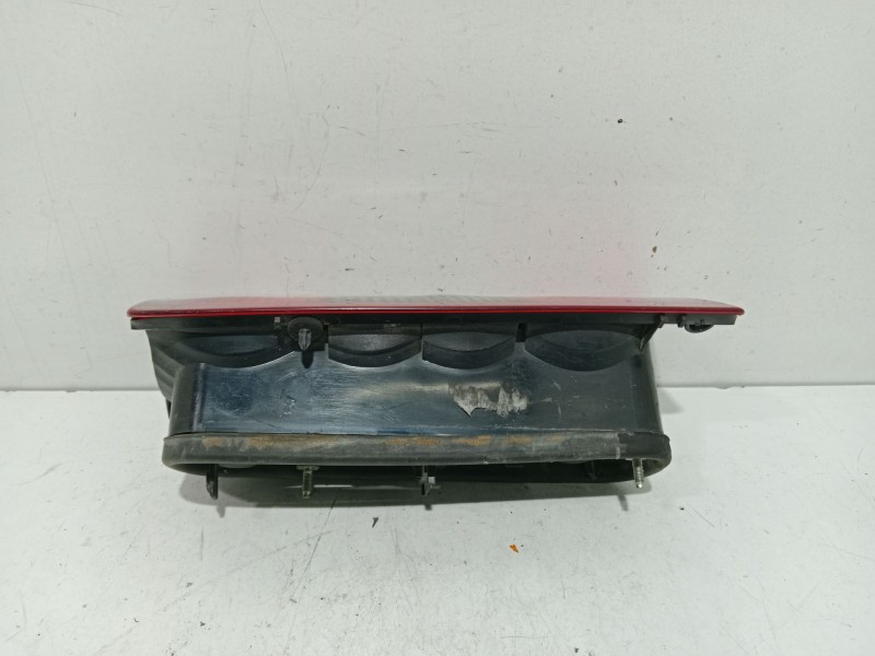 Recambio de piloto trasero izquierdo para opel combo tour 1.7 di 16v referencia OEM IAM 9199760  