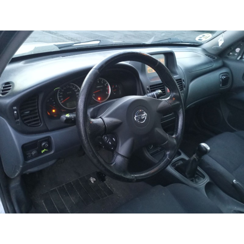 NISSAN ALMERA II HATCHBACK (N16) - imagen 5