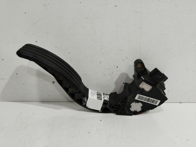 Recambio de pedal acelerador para renault scenic iii grand bose edition referencia OEM IAM 180020024R  