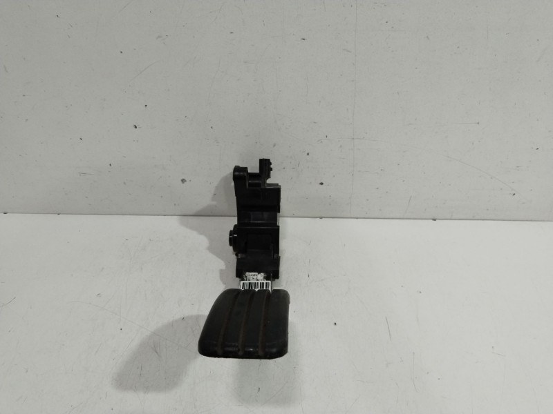 Recambio de pedal acelerador para renault scenic iii grand bose edition referencia OEM IAM 180020024R  
