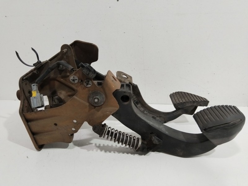 Recambio de pedal embrague para citroën c4 berlina collection referencia OEM IAM 50262212   Recambio de pedal embrague para citroën c4 berlina collection referencia OEM IAM 50262212