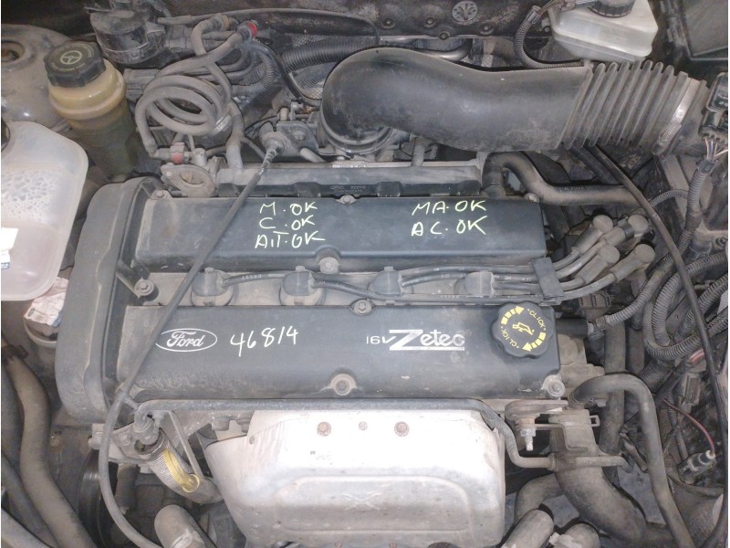 ford focus berlina (cak) del año 2000 ford focus berlina (cak) del año 2000