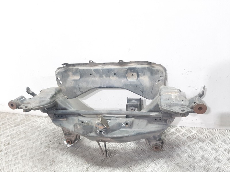Recambio de puente delantero para nissan primera berlina (p12) acenta referencia OEM IAM   