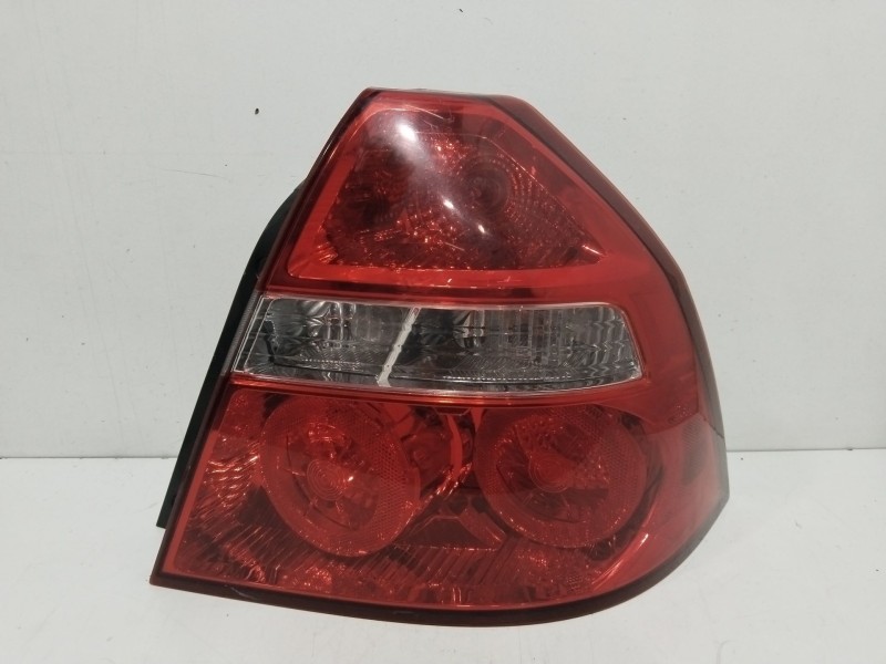 Recambio de piloto trasero derecho para chevrolet aveo lt referencia OEM IAM 96650615  