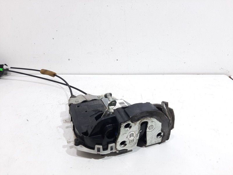 Recambio de cerradura puerta trasera izquierda para toyota prius (_w3_) 1.8 hybrid (zvw3_) referencia OEM IAM 6906047070  