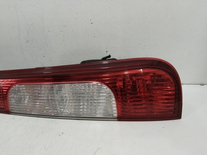 Recambio de piloto trasero derecho para ford focus c-max (dm2) 2.0 referencia OEM IAM 1347454  