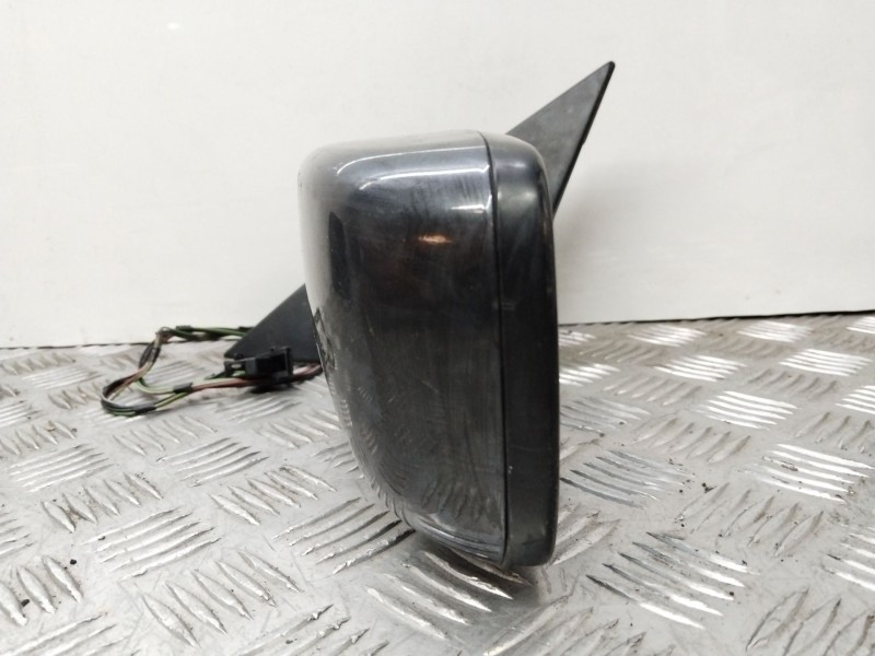 Recambio de retrovisor izquierdo para bmw serie 5 berlina (e39) 523i referencia OEM IAM 51168266601  