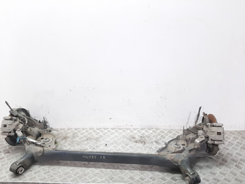 Recambio de puente trasero para mazda cx-3 center-line referencia OEM IAM   