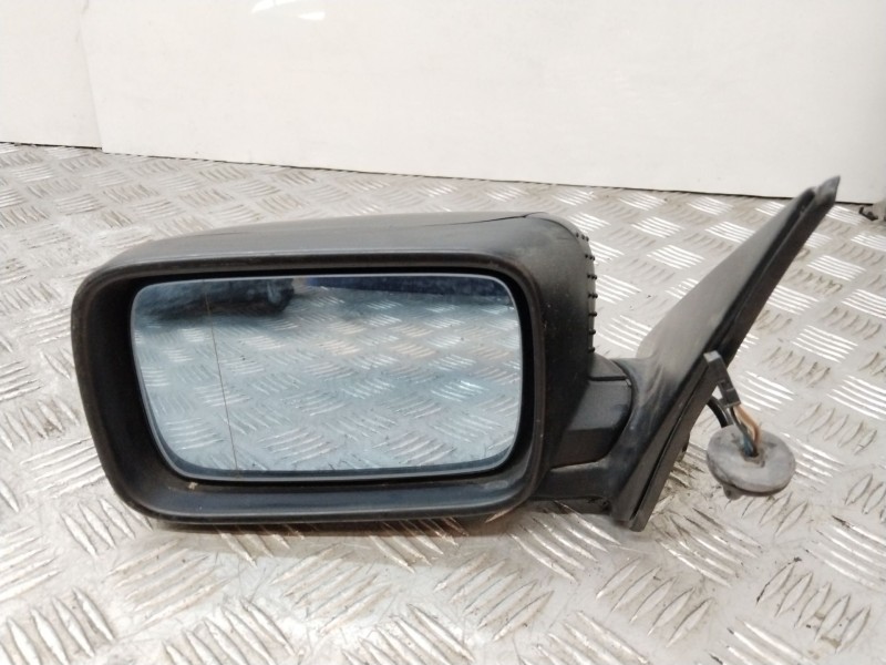 Recambio de retrovisor izquierdo para bmw 3 (e36) 318 tds referencia OEM IAM 81444710  