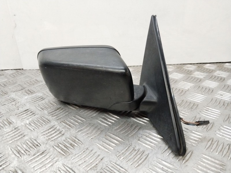 Recambio de retrovisor derecho para bmw 3 (e36) 318 tds referencia OEM IAM 8207200  