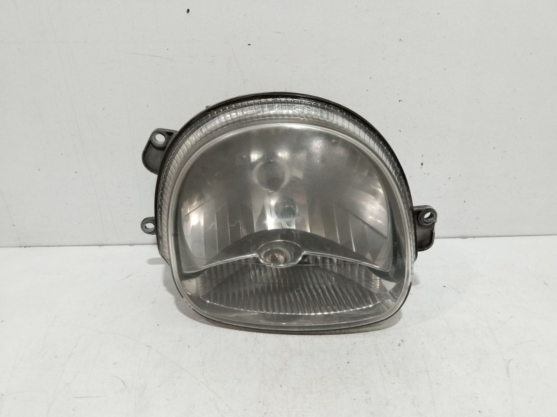 Recambio de faro derecho para renault twingo i (c06_) 1.2 (c066, c068) referencia OEM IAM 8200022890C  