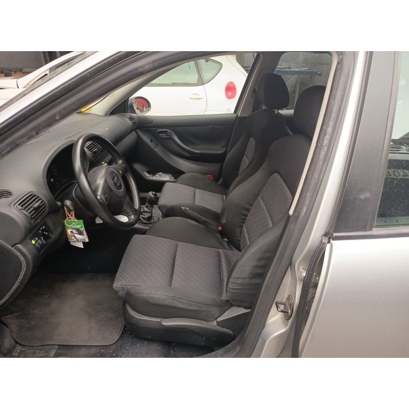 SEAT LEON (1M1) - imagen 4
