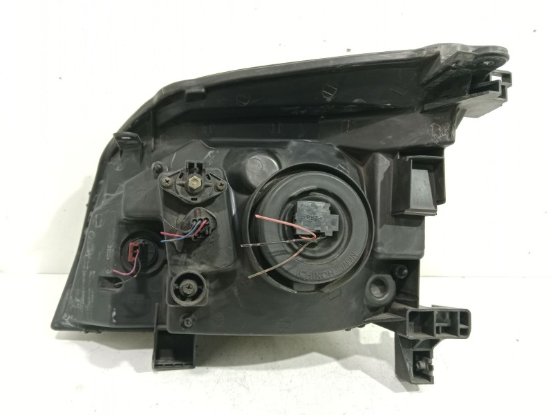 Recambio de faro derecho para nissan x-trail (t30) elegance referencia OEM IAM   
