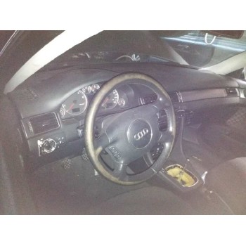AUDI A6 BERLINA (4B2)