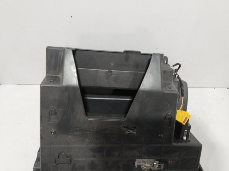 Recambio de guantera para seat leon sportstourer (kl8) style referencia OEM IAM 5F1857095  